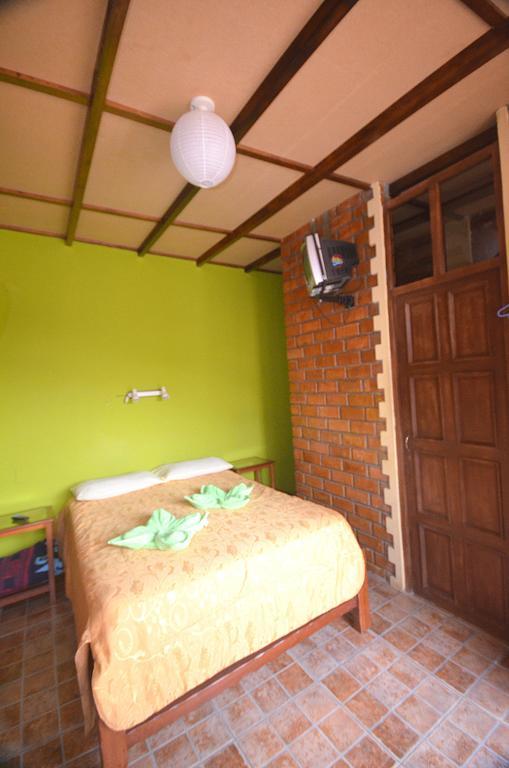Hostal Naylamp 万查科 客房 照片